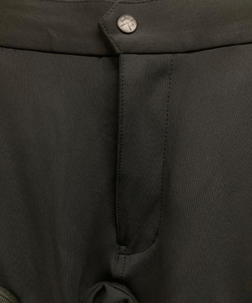 WHITE MOUNTAINEERING（ホワイトマウンテ二アニング）WHITE MOUNTAINEERING (ホワイトマウンテ二アニング) 20AW JERSEY TECH CARGO PANTS ブラックの古着・服飾アイテム