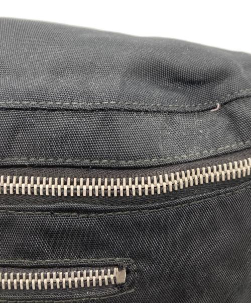 GUCCI（グッチ）GUCCI (グッチ) ボディーバッグ ブラックの古着・服飾アイテム
