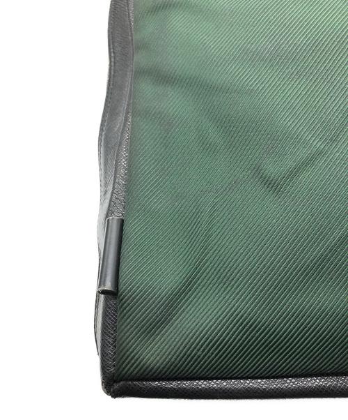 LOUIS VUITTON（ルイ ヴィトン）LOUIS VUITTON (ルイ ヴィトン) タイガ グリーン×ブラックの古着・服飾アイテム