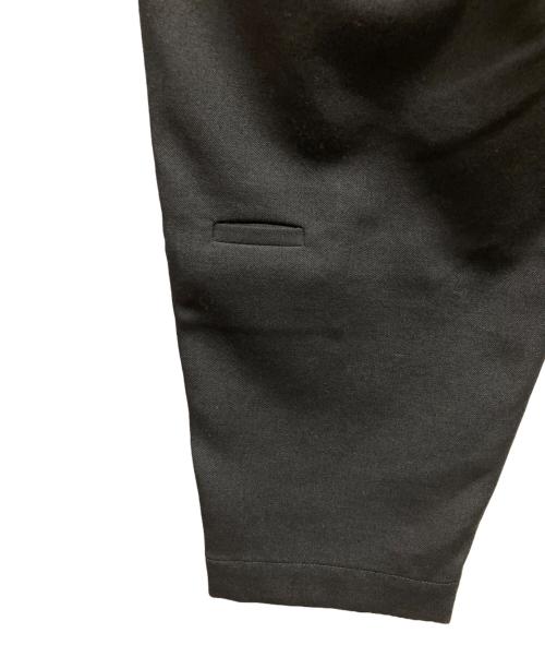 Dulcamara（ドゥルカマラ）Dulcamara (ドゥルカマラ) テーパードパンツ ブラックの古着・服飾アイテム