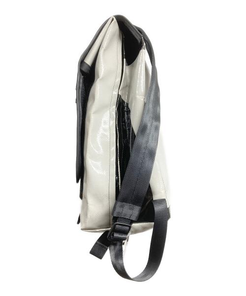 FREITAG（フライターグ）FREITAG (フライターグ) バックパック ホワイト×ブラックの古着・服飾アイテム