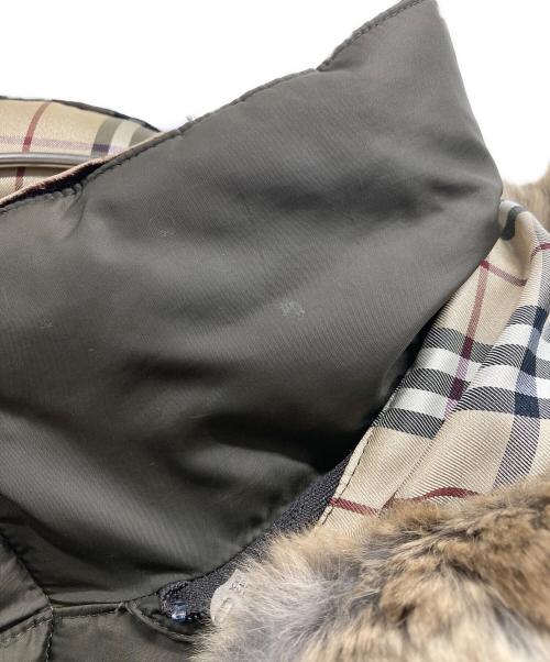 BURBERRY BLACK LABEL（バーバリーブラックレーベル）BURBERRY BLACK LABEL (バーバリーブラックレーベル) ラビットファー付きダウンジャケット カーキ サイズ:Lの古着・服飾アイテム