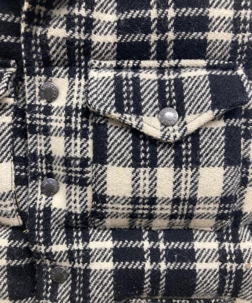 THE NORTHFACE PURPLELABEL（ザ・ノースフェイス パープルレーベル）THE NORTHFACE PURPLELABEL (ザ・ノースフェイス パープルレーベル) Harris Tweed (ハリスツイード) ハリスツィードシェラベスト ブラック×ベージュ サイズ:WSの古着・服飾アイテム