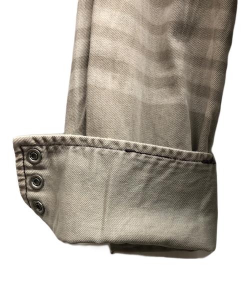 Wrangler（ラングラー）Wrangler (ラングラー) RHC Ron Herman (アールエイチシー ロンハーマン) ウエスタンシャツ ベージュ サイズ:Ｌの古着・服飾アイテム