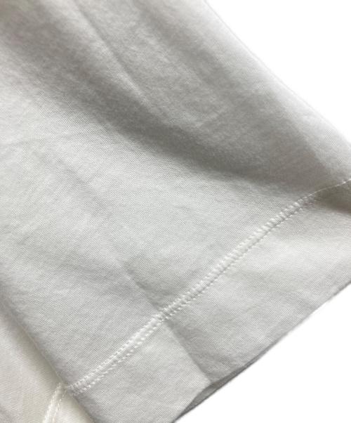 EMPORIO ARMANI（エンポリオ アルマーニ）EMPORIO ARMANI (エンポリオ アルマーニ) 刺繍Tシャツ ホワイト サイズ:XLの古着・服飾アイテム