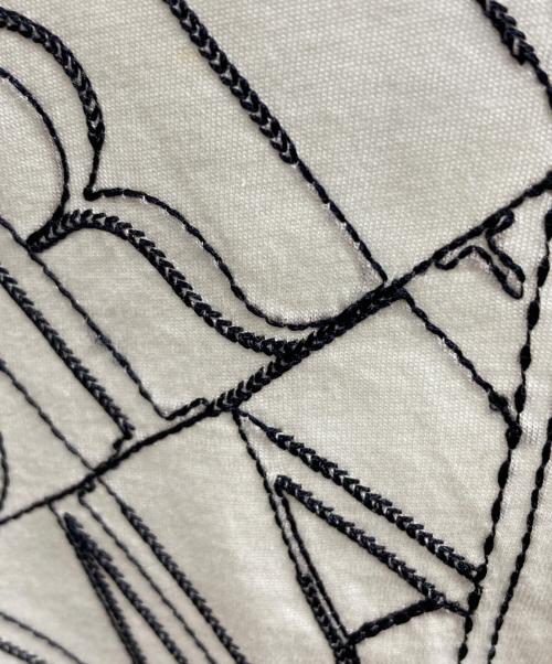 EMPORIO ARMANI（エンポリオ アルマーニ）EMPORIO ARMANI (エンポリオ アルマーニ) 刺繍Tシャツ ホワイト サイズ:XLの古着・服飾アイテム