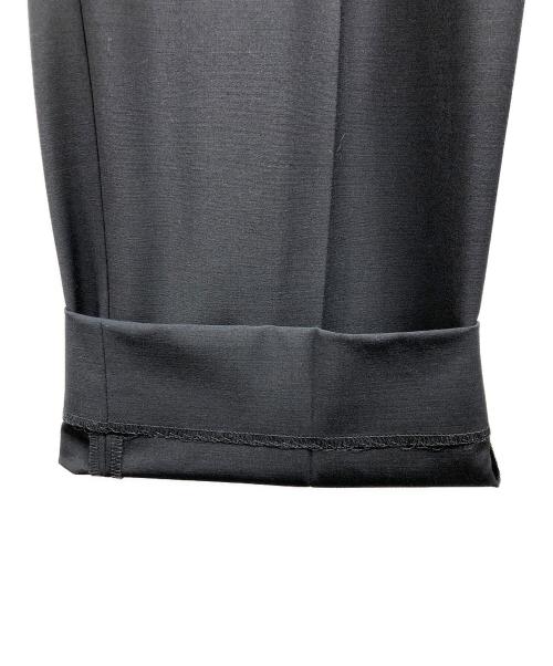 A + TOKYO（エープラス トウキョウ）A + TOKYO (エープラス トウキョウ) Tech wool ワイドストレートスラックス ネイビー サイズ:2の古着・服飾アイテム