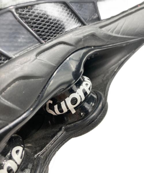 NIKE（ナイキ）NIKE (ナイキ) Supreme (シュプリーム) Shox Ride 2/ショックス ライド 2  ブラック サイズ:US 9.5の古着・服飾アイテム