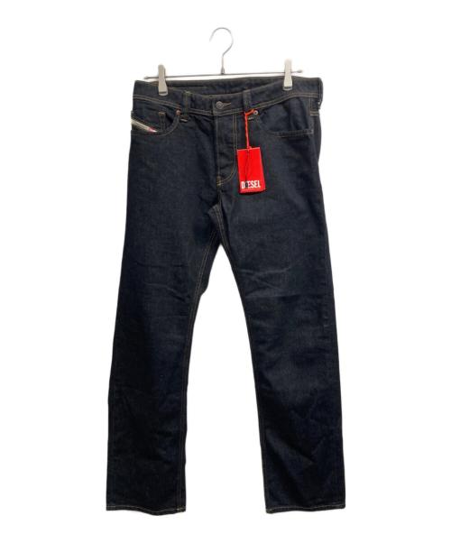 DIESEL（ディーゼル）DIESEL (ディーゼル) LARKEEデニムパンツ インディゴ サイズ:32の古着・服飾アイテム