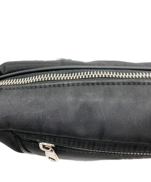 DOLCE & GABBANA（ドルチェ＆ガッバーナ）DOLCE & GABBANA (ドルチェ＆ガッバーナ) ナイロンウエストバッグ ブラックの古着・服飾アイテム