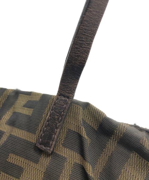 FENDI（フェンディ）FENDI (フェンディ) ズッカ柄ハンドバッグ ブラウンの古着・服飾アイテム