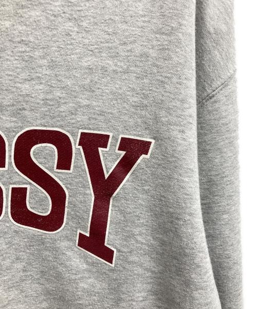 stussy（ステューシー）stussy (ステューシー) LOGO CREW SWEAT グレー サイズ:Lの古着・服飾アイテム