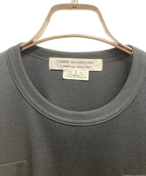COMME des GARCONS COMME des GARCONS（コムデギャルソン コムデギャルソン）COMME des GARCONS COMME des GARCONS (コムデギャルソン コムデギャルソン) 半袖カットソー ブラック サイズ:Ｓの古着・服飾アイテム