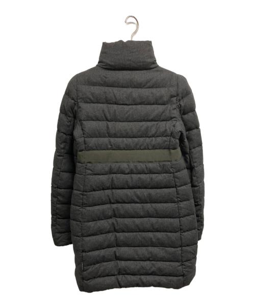 MONCLER（モンクレール）MONCLER (モンクレール) ダウンコート グレーの古着・服飾アイテム