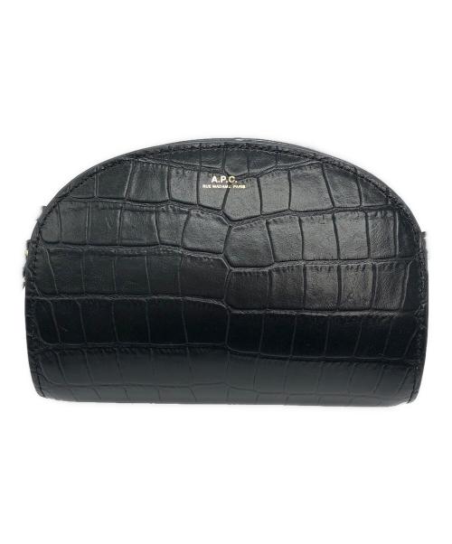 A.P.C.（アーペーセー）A.P.C. (アーペーセー) 型押しハーフムーンショルダーバッグ ブラックの古着・服飾アイテム
