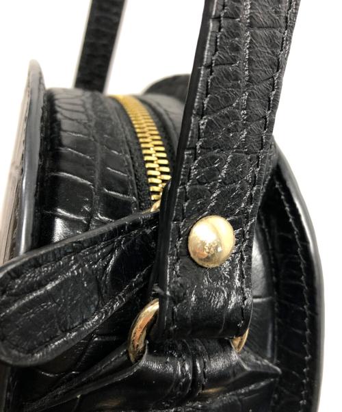 A.P.C.（アーペーセー）A.P.C. (アーペーセー) 型押しハーフムーンショルダーバッグ ブラックの古着・服飾アイテム