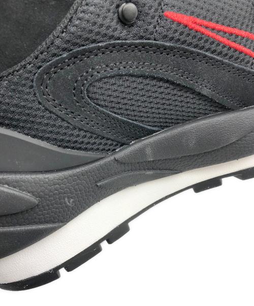 NIKE（ナイキ）NIKE (ナイキ) sacai (サカイ) スニーカー ブラック×レッド サイズ:28の古着・服飾アイテム