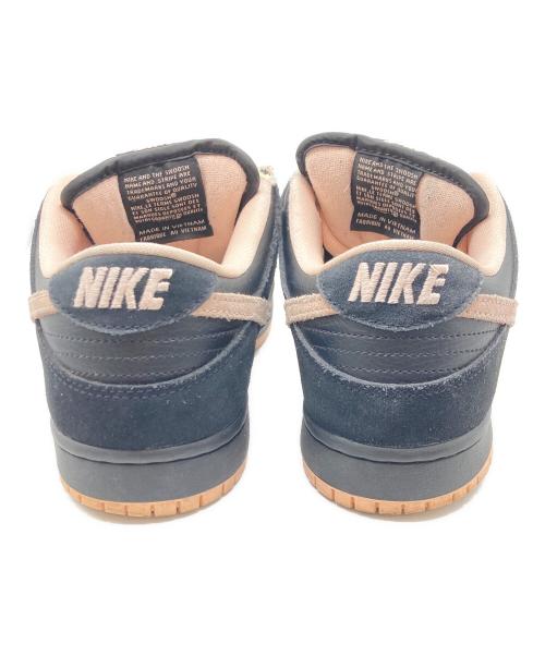 NIKE SB（ナイキエスビー）NIKE SB (ナイキエスビー) DUNK LOW PRO ローカットスニーカー ブラック×ピンク サイズ:US9の古着・服飾アイテム