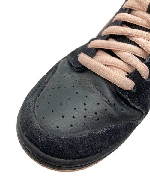 NIKE SB（ナイキエスビー）NIKE SB (ナイキエスビー) DUNK LOW PRO ローカットスニーカー ブラック×ピンク サイズ:US9の古着・服飾アイテム