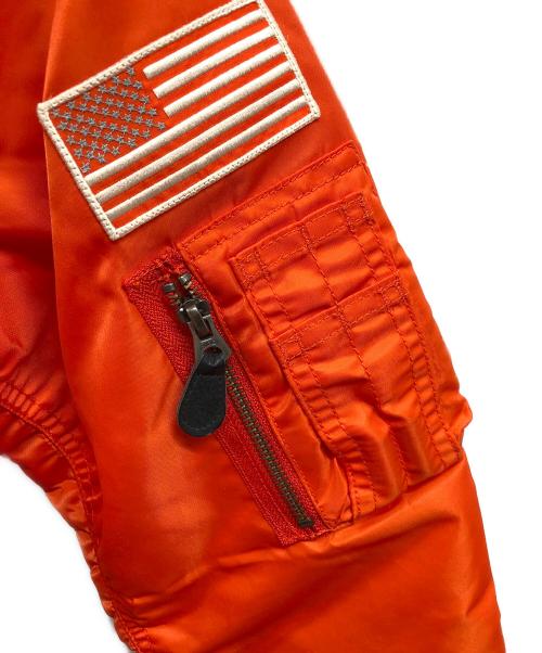 AVIREX（アヴィレックス）AVIREX (アヴィレックス) Ｌ－２Ｂ ’’ＴＯＭＣＡＴ’’ オレンジ サイズ:Mの古着・服飾アイテム