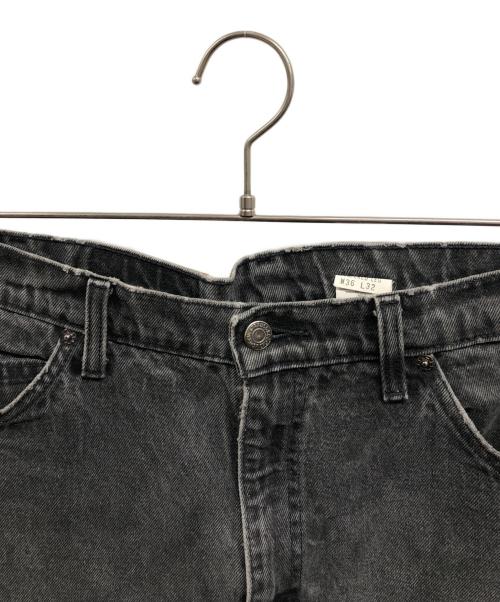LEVI'S（リーバイス）LEVI'S (リーバイス) 90ｓ550デニムパンツ ブラック サイズ:W36の古着・服飾アイテム