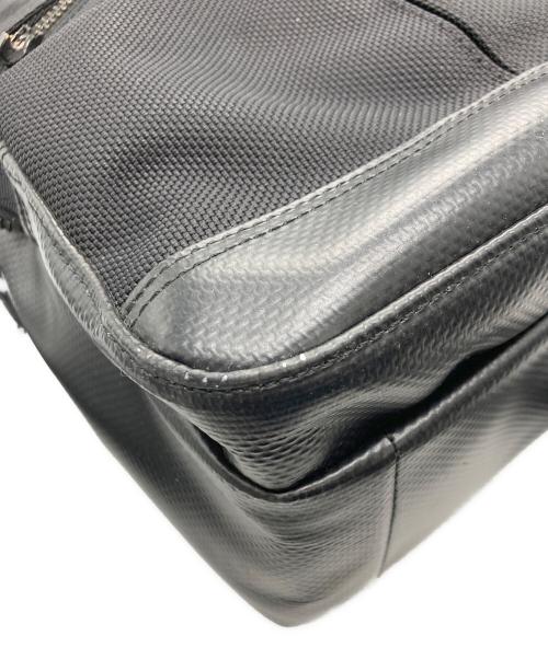 PORTER（ポーター）PORTER (ポーター) HEAT  SHOULDER BAG ブラックの古着・服飾アイテム