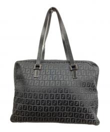 FENDI（フェンディ）の古着「ズッキーノ柄キャンバスハンドバッグ」｜ブラック