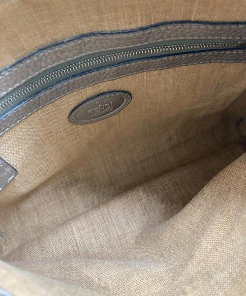 FENDI（フェンディ）FENDI (フェンディ) セレリアショルダーバッグ シルバーの古着・服飾アイテム