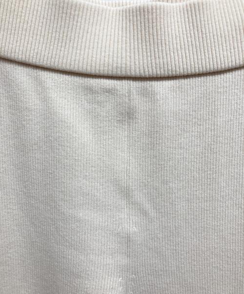 MUSE de Deuxieme Classe（ミューズ ドゥーズィエム クラス）MUSE de Deuxieme Classe (ミューズ ドゥーズィエム クラス) Diner B RIB リブニットパンツ アイボリー サイズ:36の古着・服飾アイテム