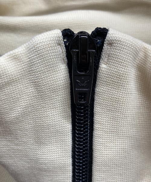 adidas（アディダス）adidas (アディダス) ワッフル クラシック トラックトップ アイボリー×ブラック サイズ:2XLの古着・服飾アイテム