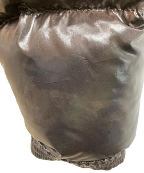 MONCLER（モンクレール）MONCLER (モンクレール) EVER ダウンジャケット ブラウン サイズ:3の古着・服飾アイテム