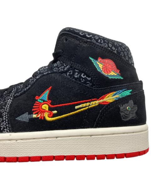 NIKE（ナイキ）NIKE (ナイキ) AIR JORDAN1 MID SIEMPIA FAMILIA レッド サイズ:US6 未使用品の古着・服飾アイテム