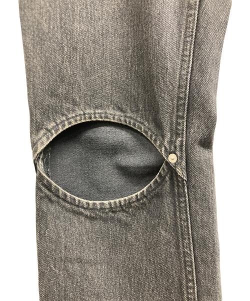JOHN LAWRENCE SULLIVAN（ジョン ローレンス サリバン）JOHN LAWRENCE SULLIVAN (ジョン ローレンス サリバン) BLEACHED DENIM KNEE HOLE PANTS ブラック サイズ:48の古着・服飾アイテム