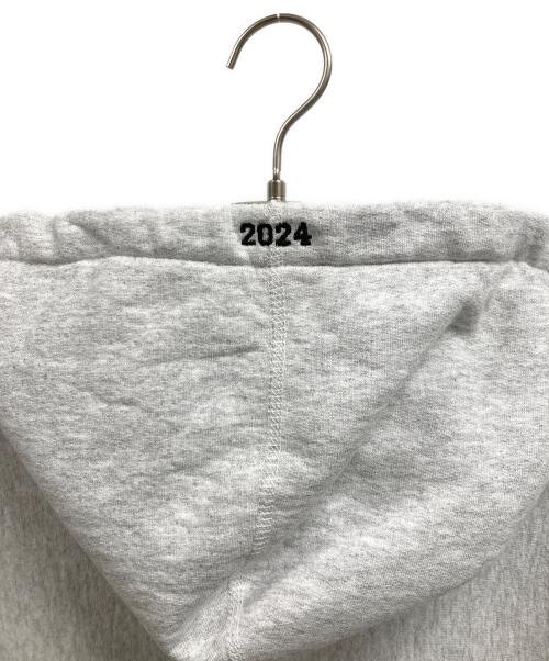 SUPREME（シュプリーム）Supreme (シュプリーム) Futura Hooded Sweatshirt グレー サイズ:Lの古着・服飾アイテム