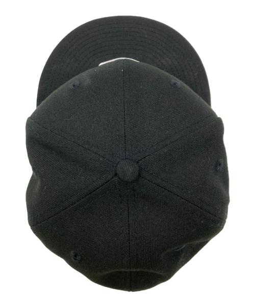 SUPREME（シュプリーム）Supreme (シュプリーム) New Era (ニューエラ) Screw Ball S Logo ブラックの古着・服飾アイテム