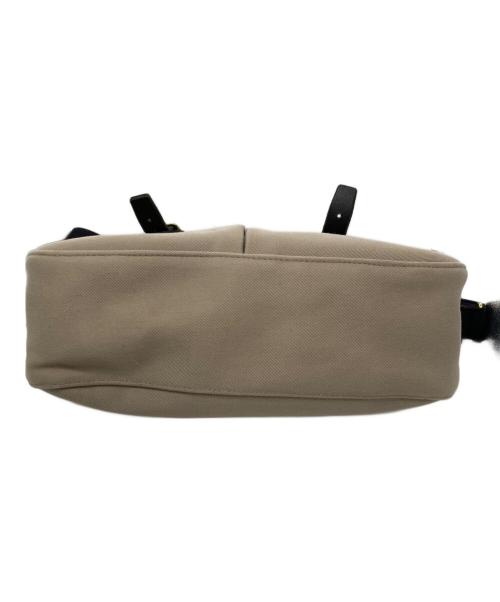 brady（ブレディ）Brady (ブレディ) Ariel Trout Small ョルダーバッグ ベージュの古着・服飾アイテム