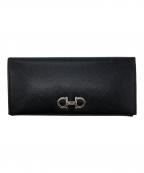 Salvatore Ferragamoサルヴァトーレ フェラガモ）の古着「ガンチーニ長財布」｜ブラック