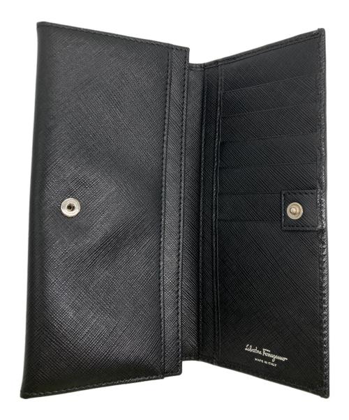 Salvatore Ferragamo（サルヴァトーレ フェラガモ）Salvatore Ferragamo (サルヴァトーレ フェラガモ) ガンチーニ長財布 ブラックの古着・服飾アイテム
