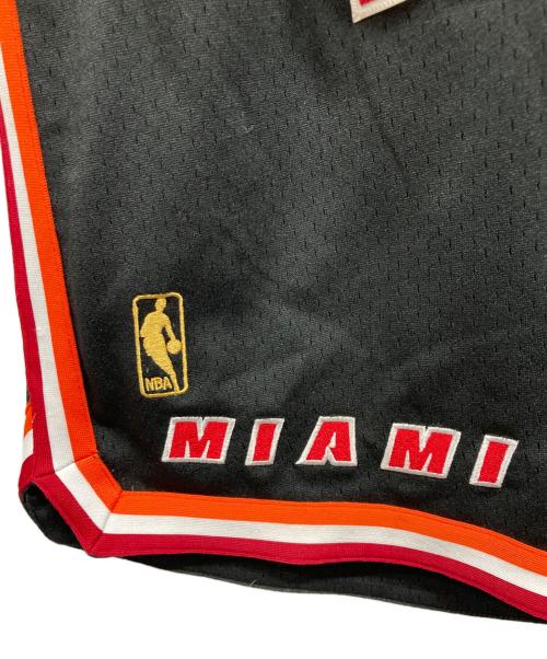 MITCHELL & NESS（ミッチェルアンドネス）MITCHELL & NESS (ミッチェルアンドネス) ハーフパンツ ブラック サイズ:Mの古着・服飾アイテム
