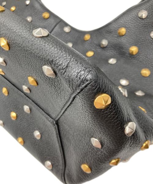 MARC JACOBS（マークジェイコブズ）MARC JACOBS (マークジェイコブズ) スタッズワンショルダーバッグ ブラックの古着・服飾アイテム