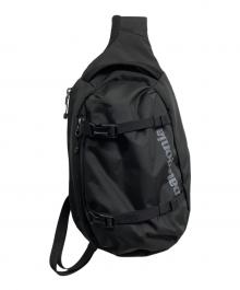 Patagonia（パタゴニア）の古着「アトム・スリングバック 8L」｜ブラック