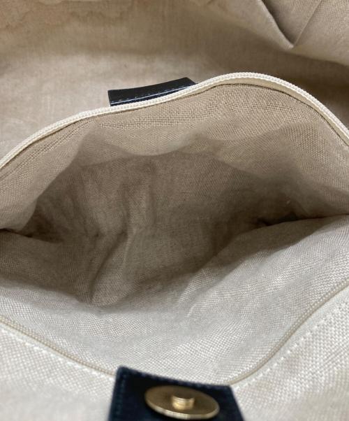 GUCCI（グッチ）GUCCI (グッチ) マイクログッチシマ トートバッグ ブラックの古着・服飾アイテム