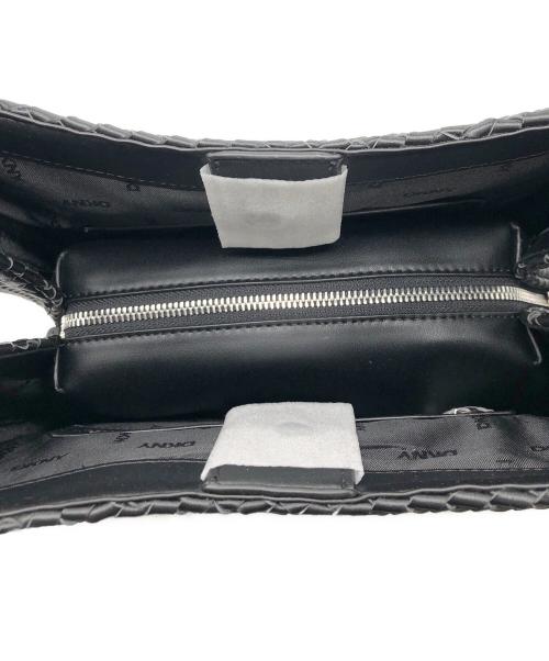 DKNY（ダナキャランニューヨーク）DKNY (ダナキャランニューヨーク) レザーハンドバッグ ブラックの古着・服飾アイテム