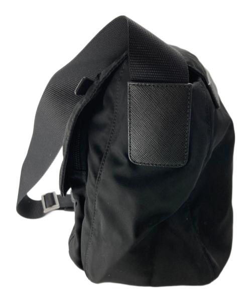 PRADA（プラダ）PRADA (プラダ) ナイロンショルダーバッグ ブラックの古着・服飾アイテム