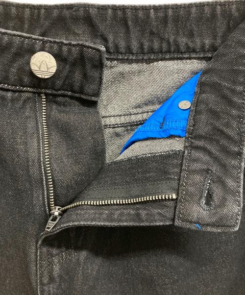 adidas（アディダス）adidas (アディダス) ファイヤーバード アディカラー デニム パンツ ブラック サイズ:30の古着・服飾アイテム