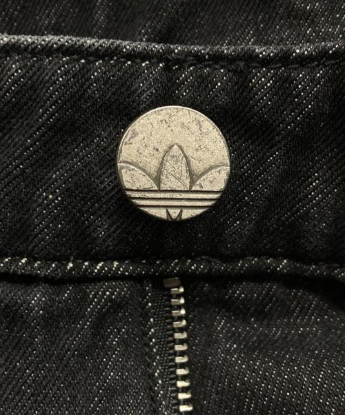 adidas（アディダス）adidas (アディダス) ファイヤーバード アディカラー デニム パンツ ブラック サイズ:30の古着・服飾アイテム
