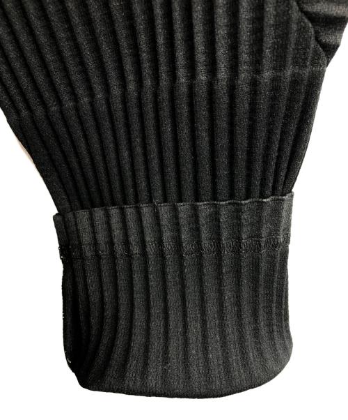 HOMME PLISSE ISSEY MIYAKE（オム プリッセ イッセイ ミヤケ）HOMME PLISSE ISSEY MIYAKE (オム プリッセ イッセイ ミヤケ) BASICS カーディガン ブラック サイズ:2の古着・服飾アイテム