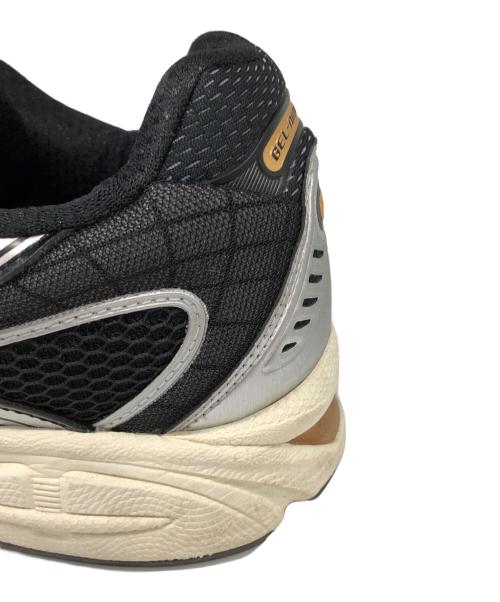 asics（アシックス）asics (アシックス) ローカットスニーカー ブラック×シルバー サイズ:US10の古着・服飾アイテム