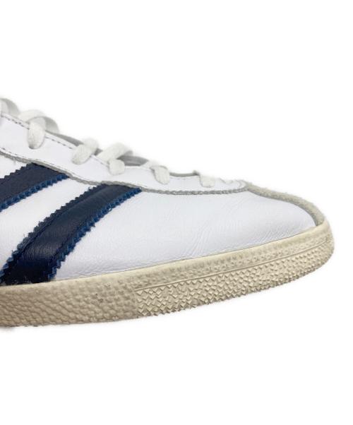 adidas（アディダス）adidas (アディダス) ローカットスニーカー ホワイト サイズ:US9の古着・服飾アイテム