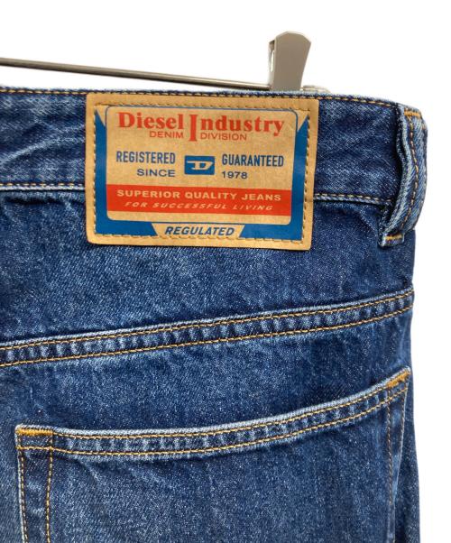 DIESEL（ディーゼル）DIESEL (ディーゼル) relaxed jeans d-rise インディゴ サイズ:30の古着・服飾アイテム